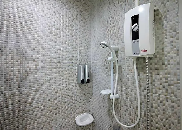 R 17 Living 酒店 曼谷