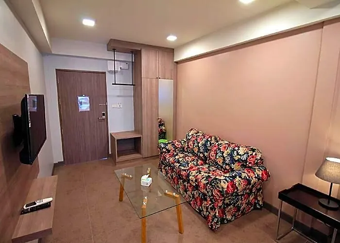 Hotel R 17 Living 3*